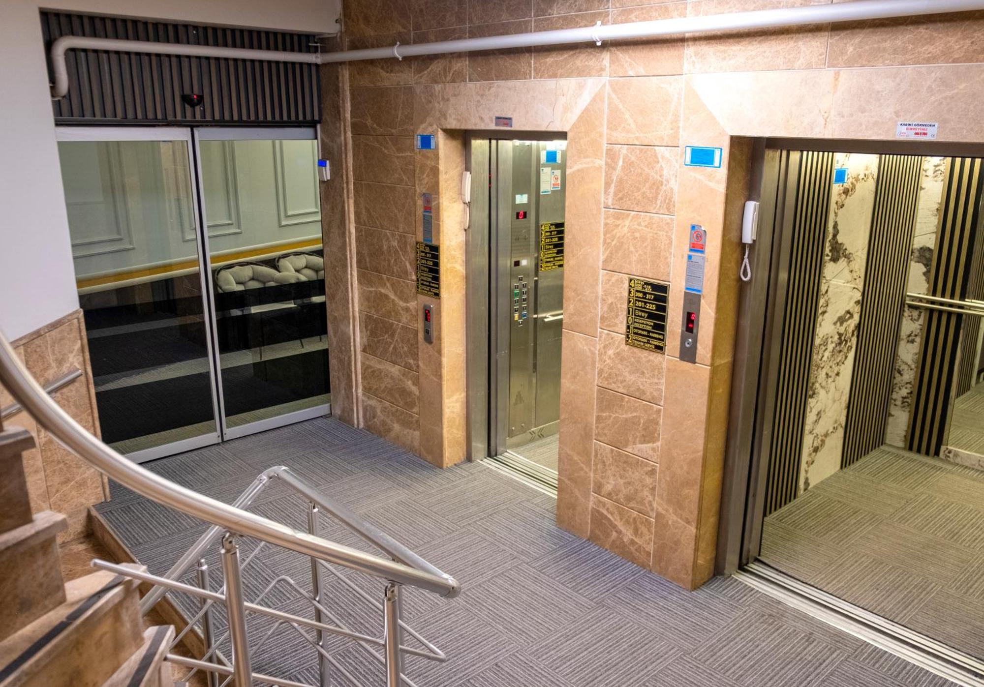 Zoom Hotel Istanbul Luaran gambar